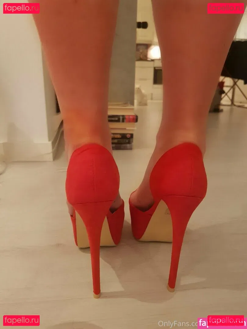 xxx-bella Onlyfans Photo Gallery 