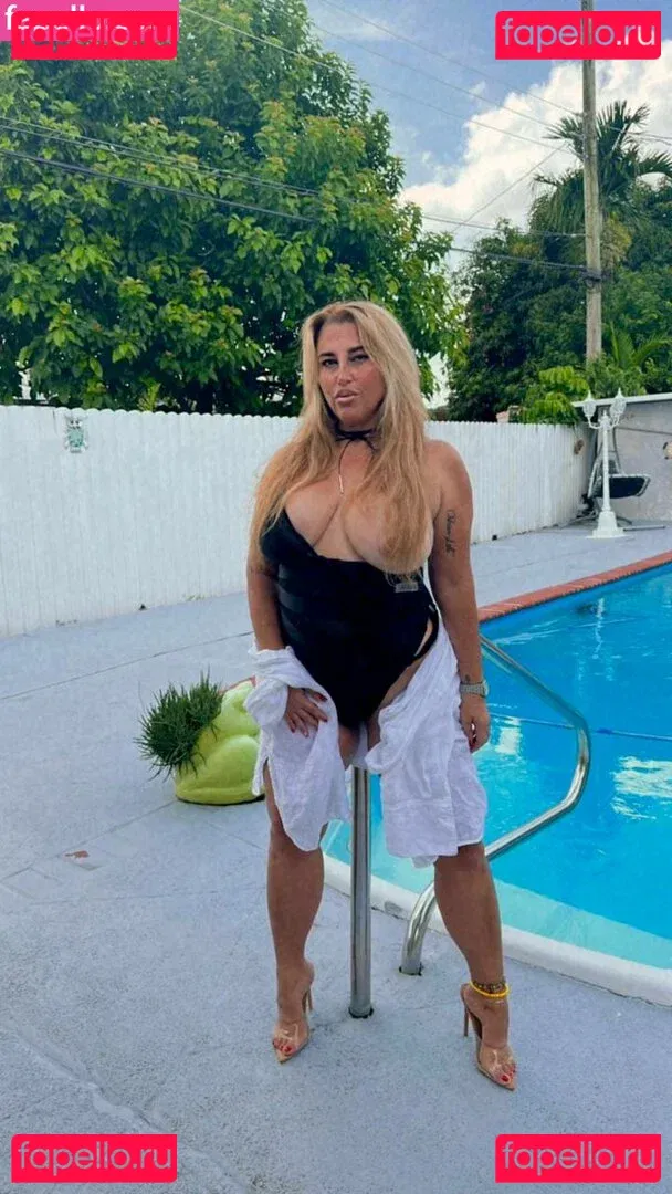 denia_pettessen Onlyfans Photo Gallery 