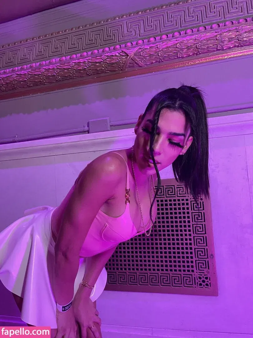 izzy_svmmer Onlyfans Photo Gallery 