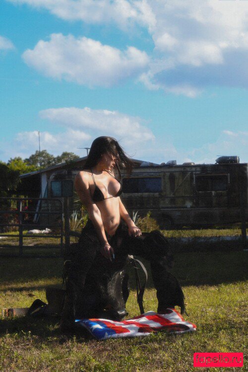 izzy_svmmer Nude Onlyfans Photo 11