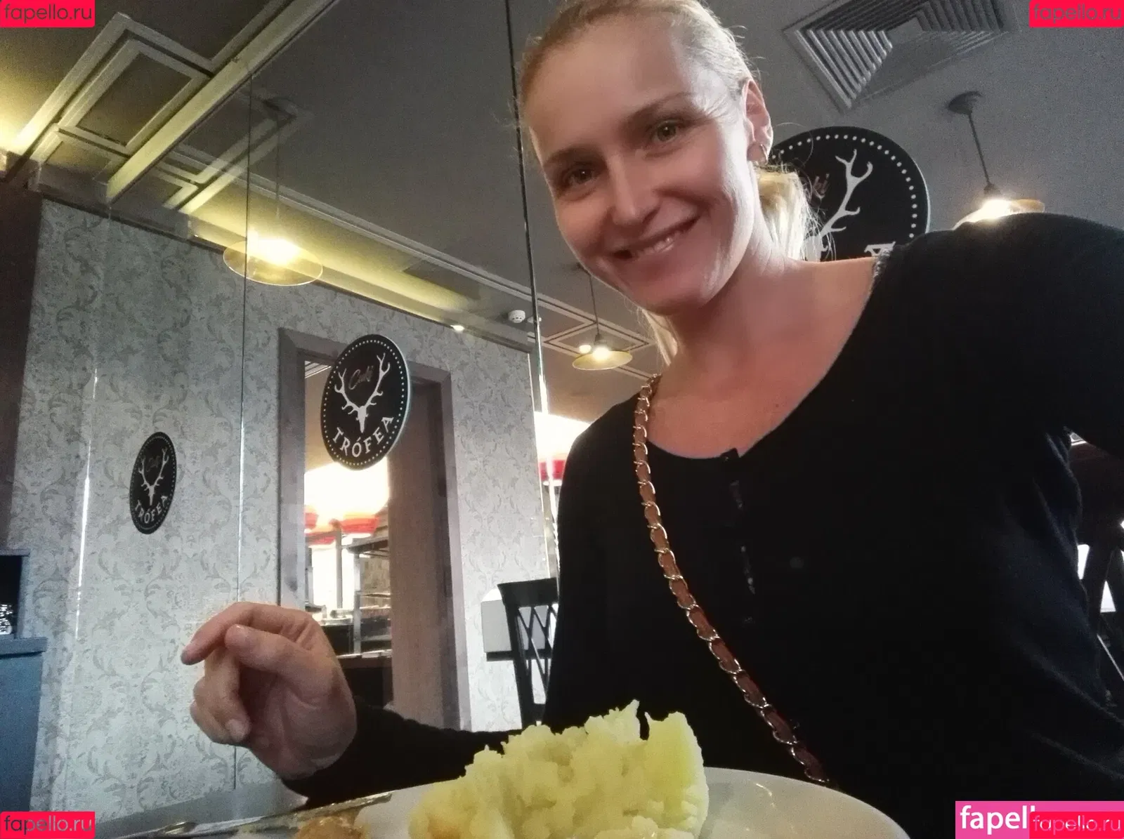 kathianobilixx Onlyfans Photo Gallery 