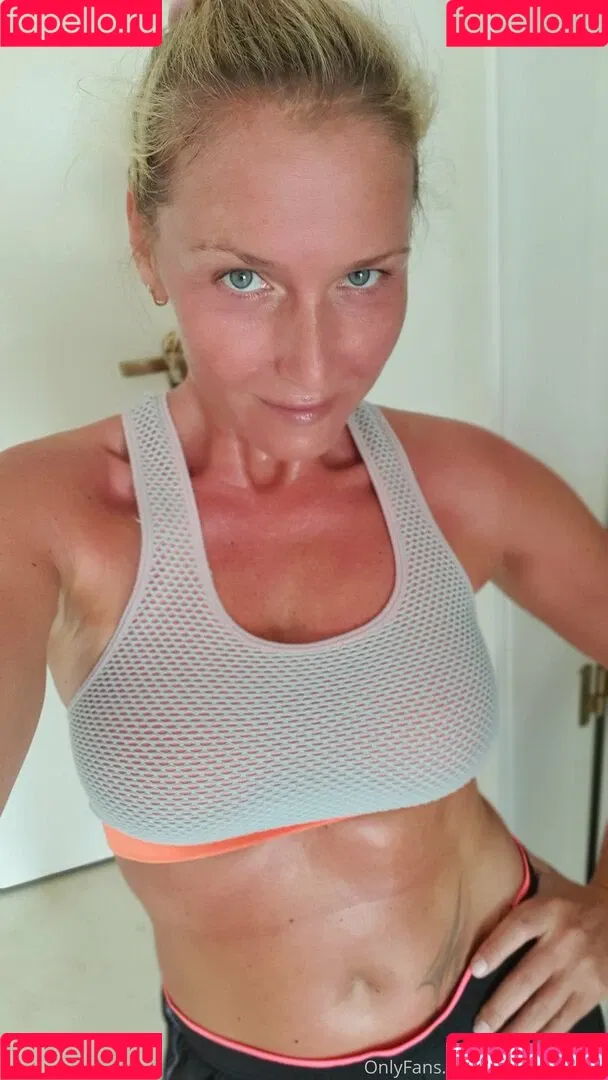 kathianobilixx Onlyfans Photo Gallery 