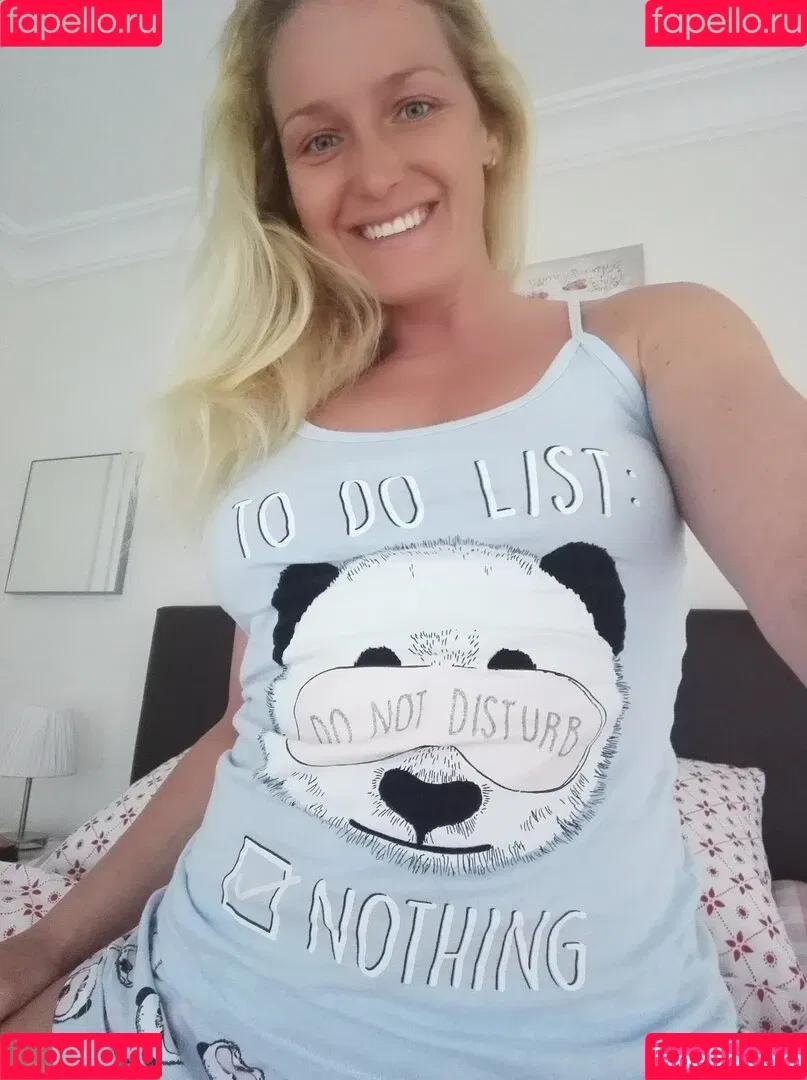 kathianobilixx Onlyfans Photo Gallery 