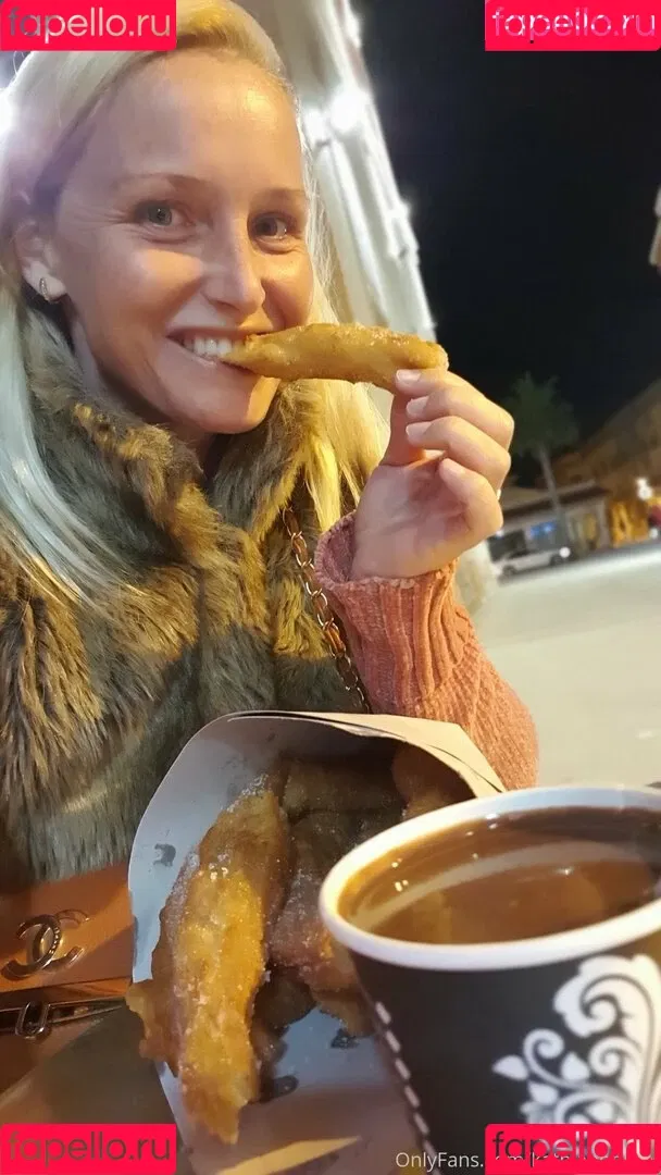 kathianobilixx Onlyfans Photo Gallery 