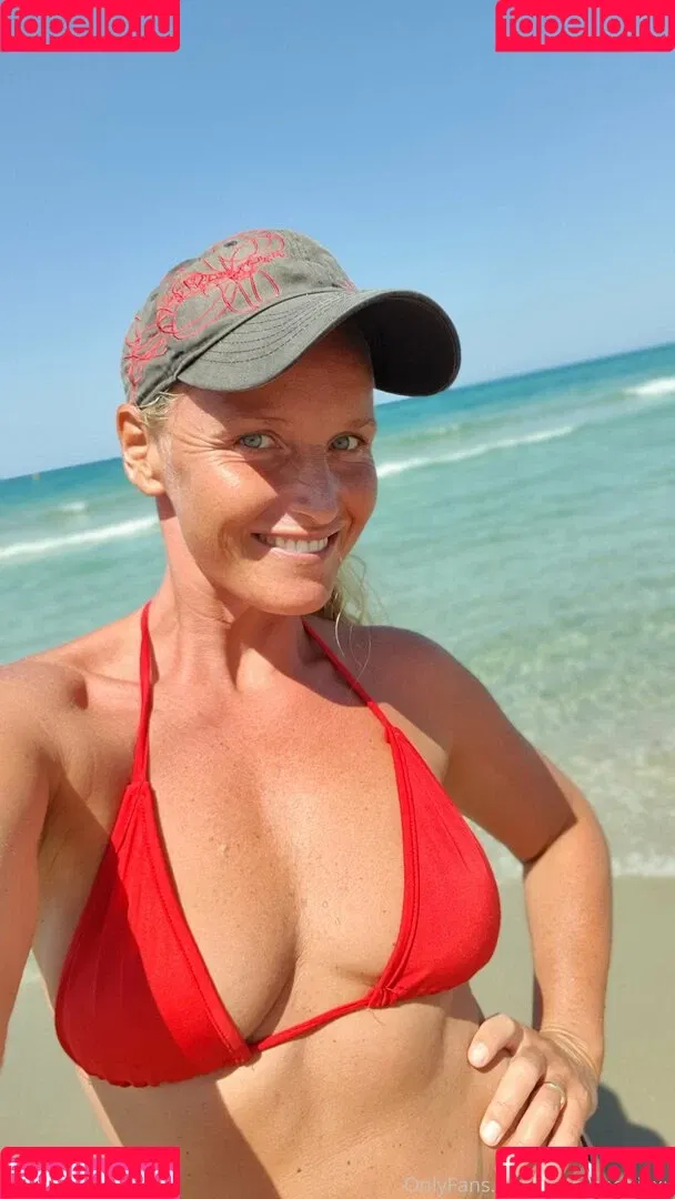 kathianobilixx Onlyfans Photo Gallery 