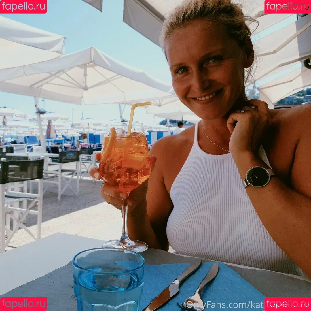 kathianobilixx Onlyfans Photo Gallery 
