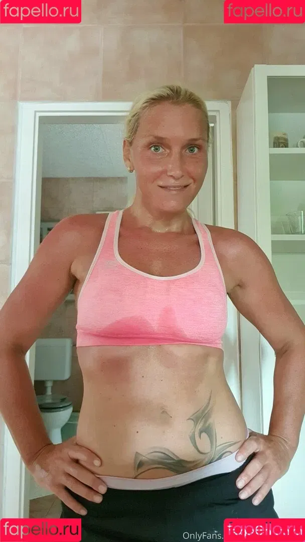 kathianobilixx Onlyfans Photo Gallery 