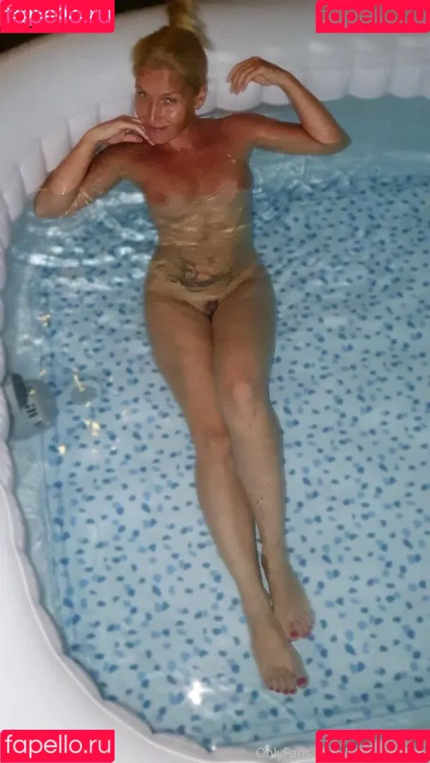 kathianobilixx Onlyfans Photo Gallery 