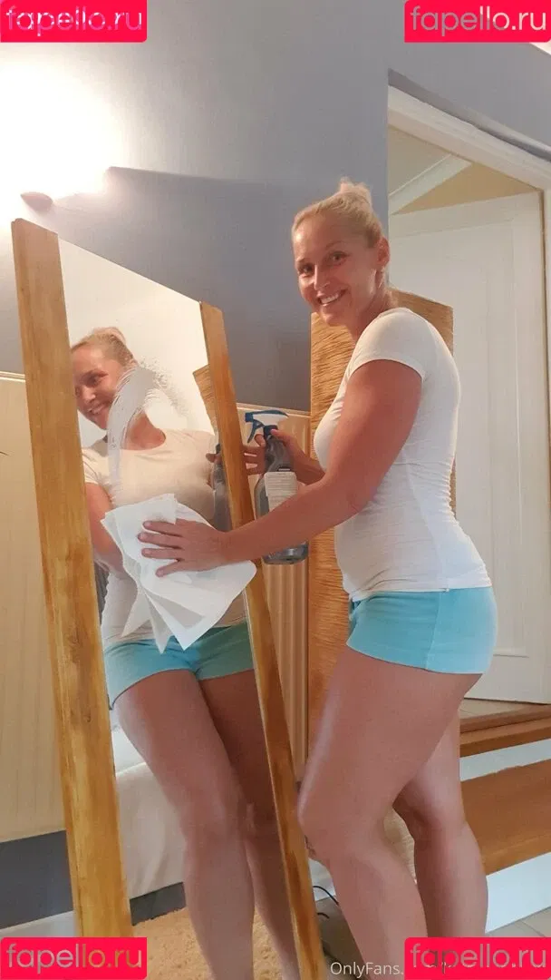 kathianobilixx Onlyfans Photo Gallery 