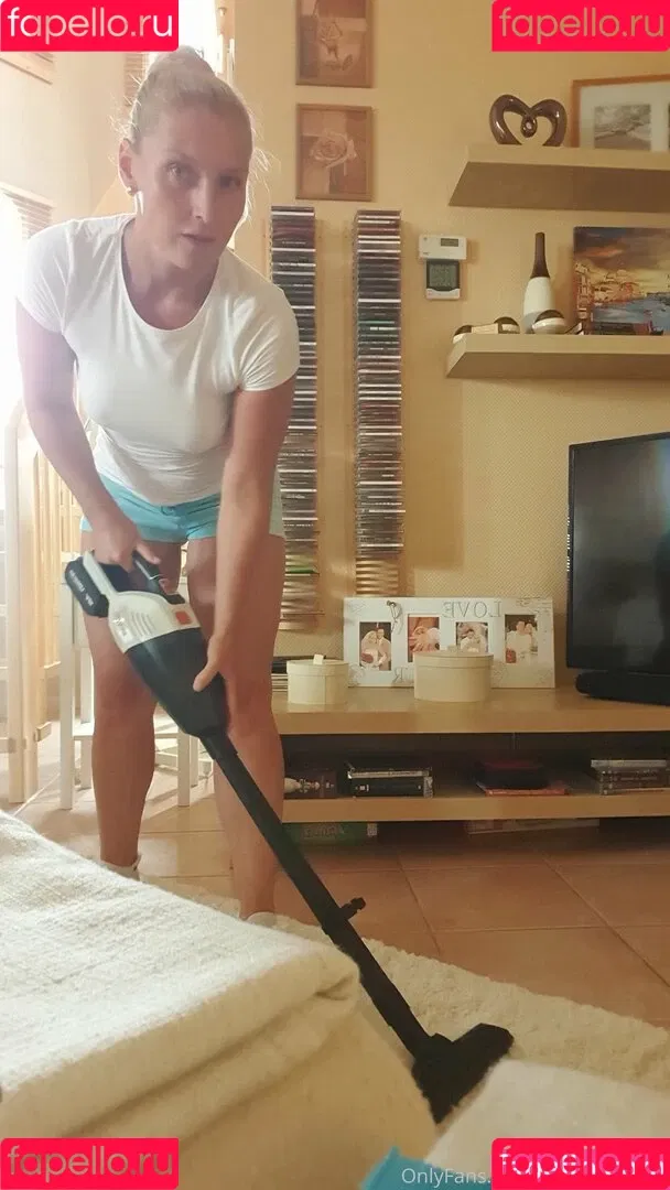 kathianobilixx Onlyfans Photo Gallery 