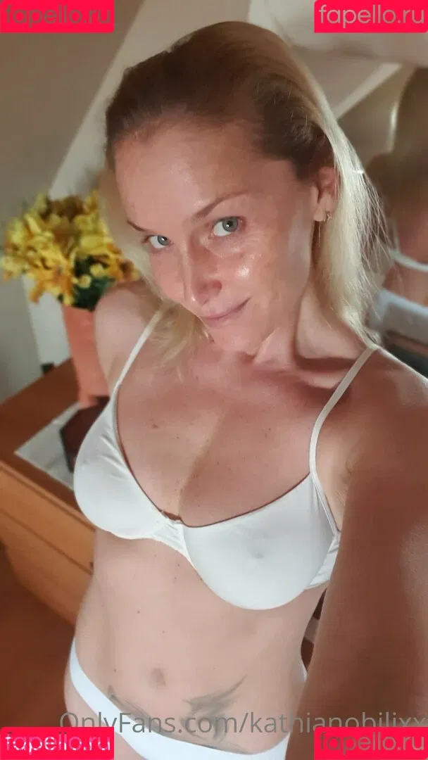 kathianobilixx Onlyfans Photo Gallery 