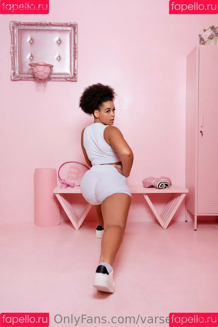varsenexfree Onlyfans Photo Gallery 