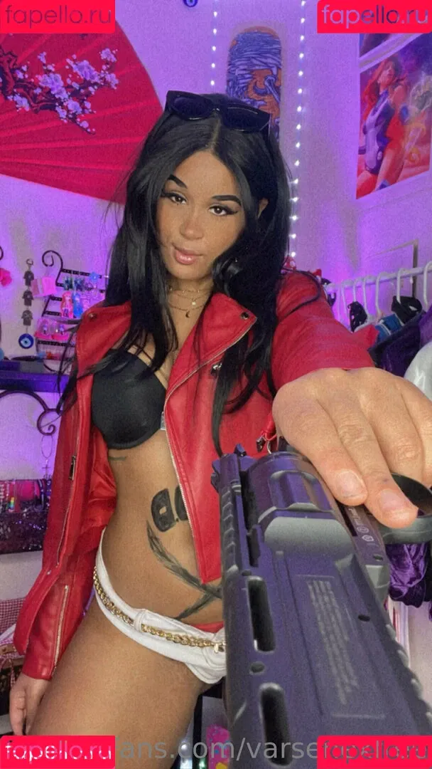 varsenexfree Onlyfans Photo Gallery 