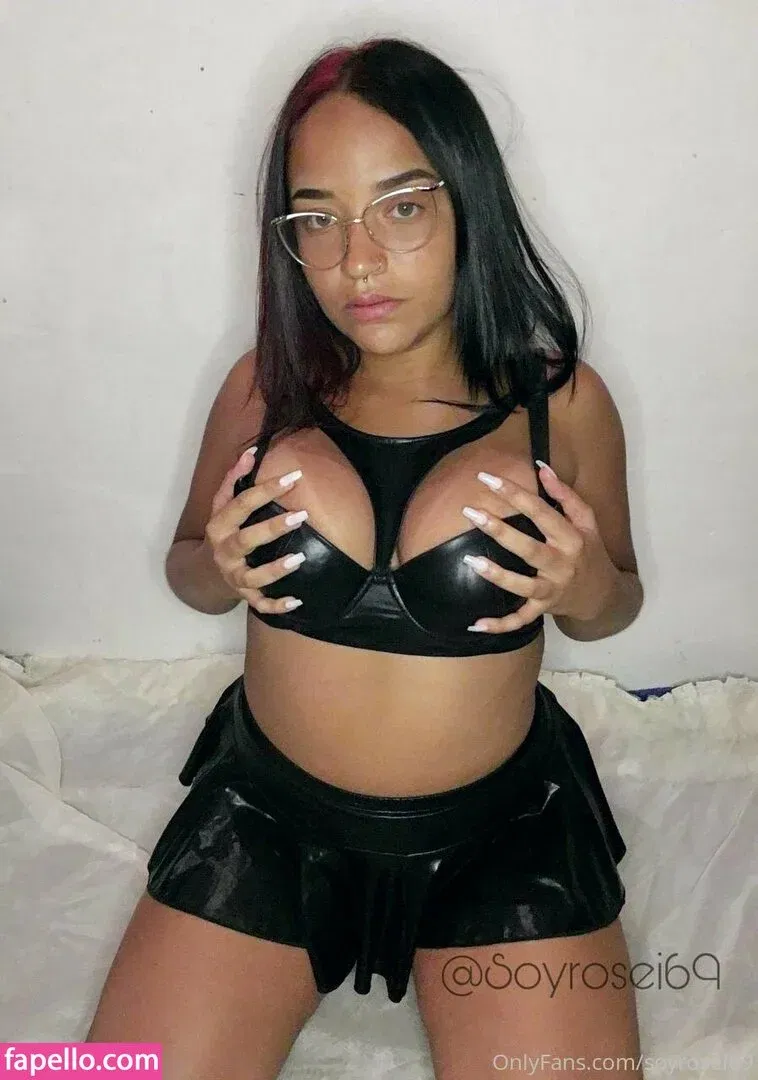 soyrosei69 Onlyfans Photo Gallery 