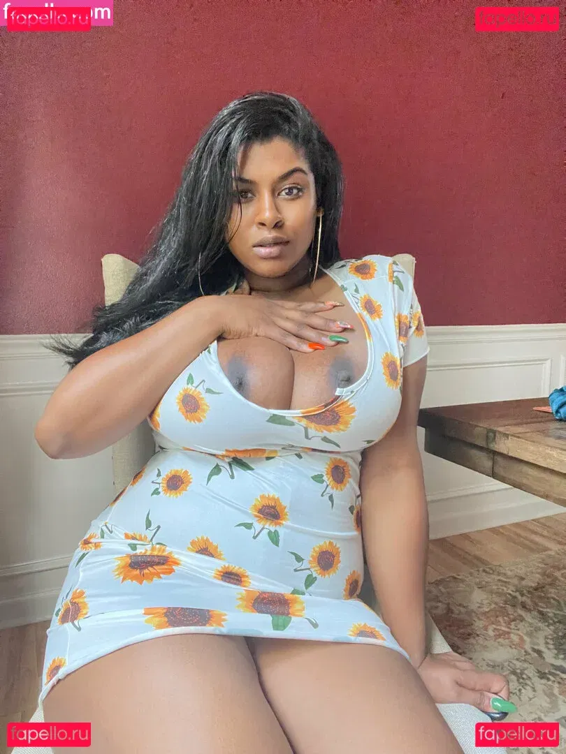 justomi Onlyfans Photo Gallery 