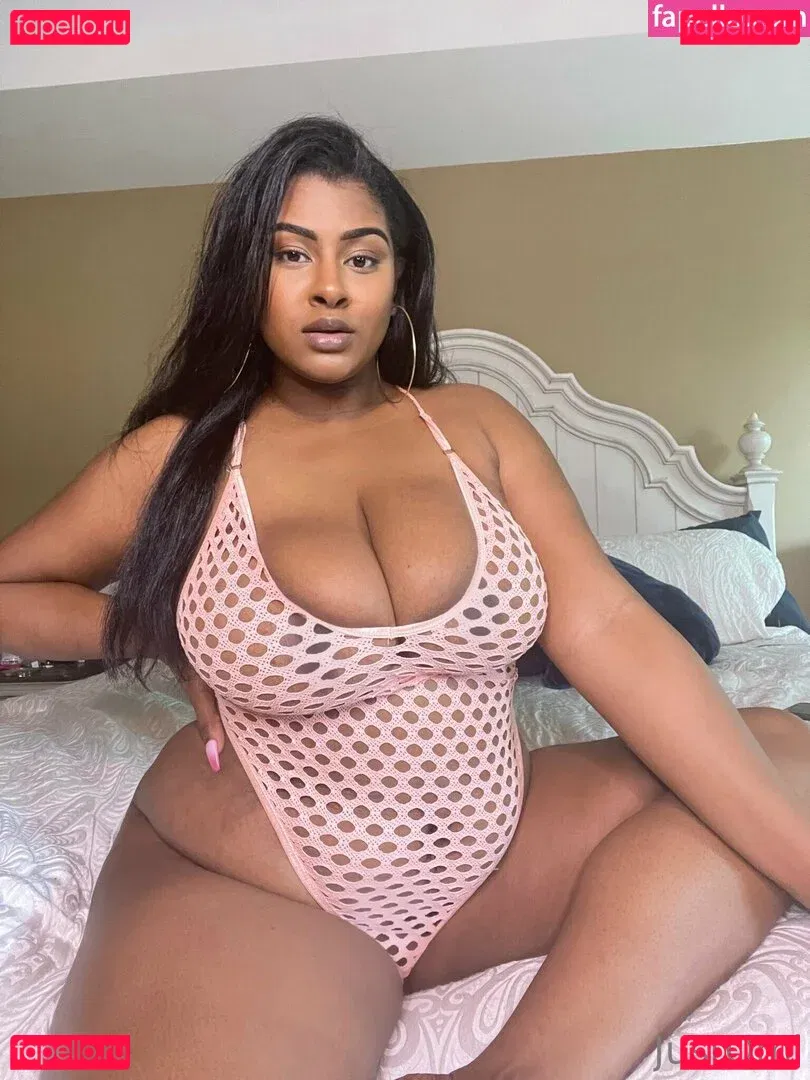 justomi Onlyfans Photo Gallery 