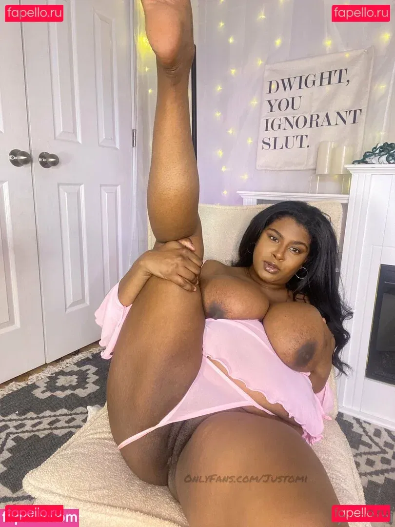 justomi Onlyfans Photo Gallery 