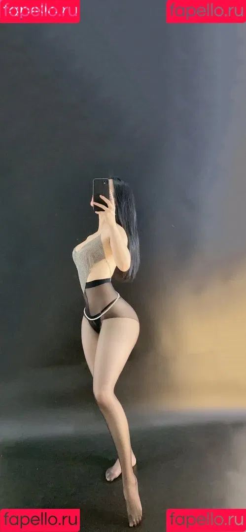 QiaoniuTT Onlyfans Photo Gallery 
