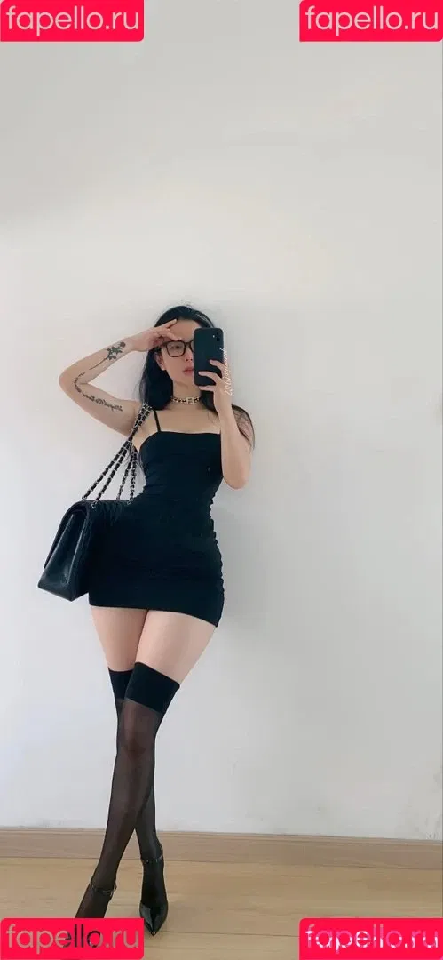 QiaoniuTT Onlyfans Photo Gallery 