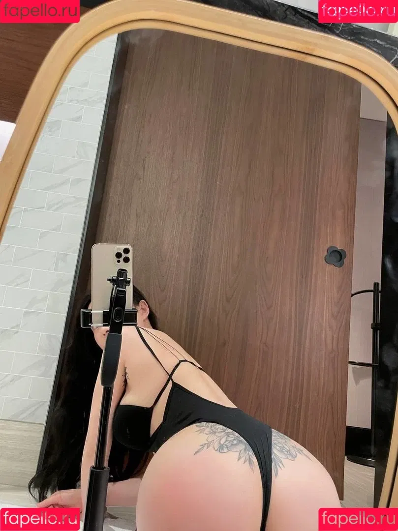 QiaoniuTT Onlyfans Photo Gallery 