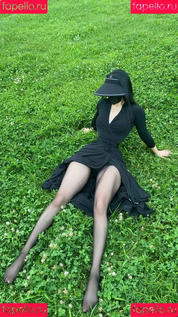 QiaoniuTT Onlyfans Photo Gallery 