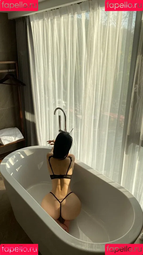 QiaoniuTT Onlyfans Photo Gallery 