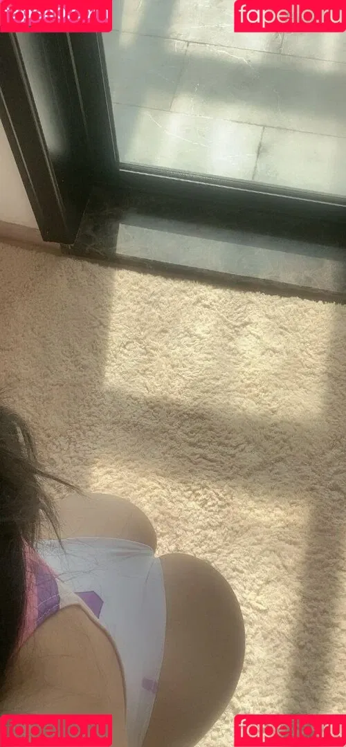 QiaoniuTT Onlyfans Photo Gallery 