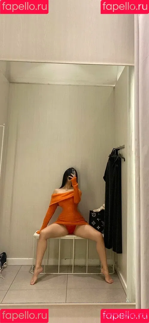 QiaoniuTT Onlyfans Photo Gallery 