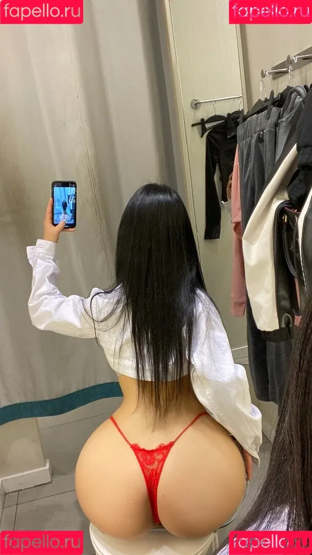 QiaoniuTT Onlyfans Photo Gallery 