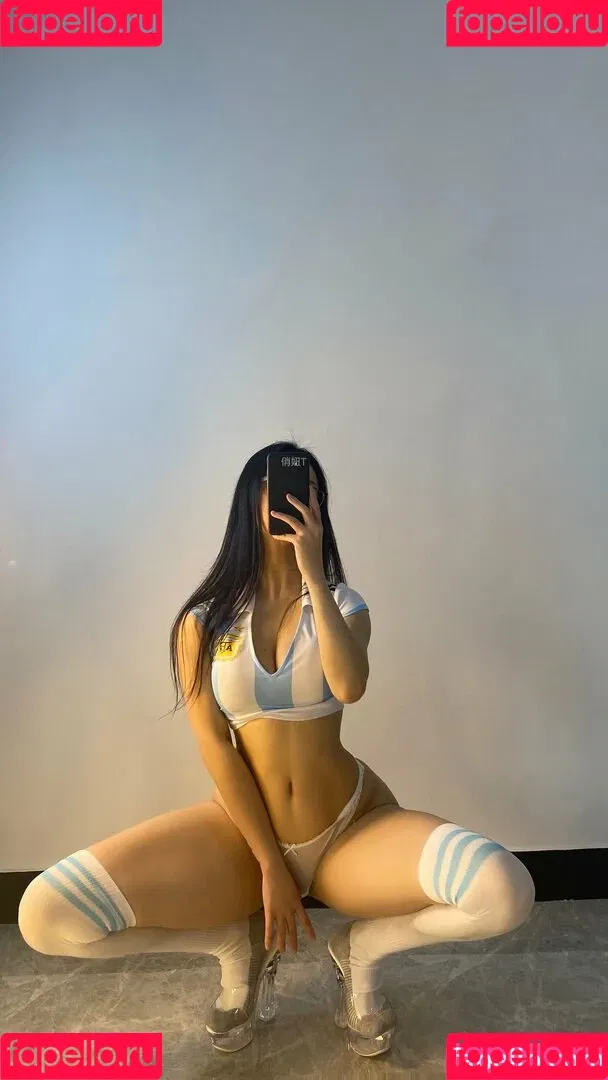 QiaoniuTT Onlyfans Photo Gallery 