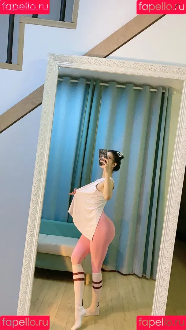 QiaoniuTT Onlyfans Photo Gallery 