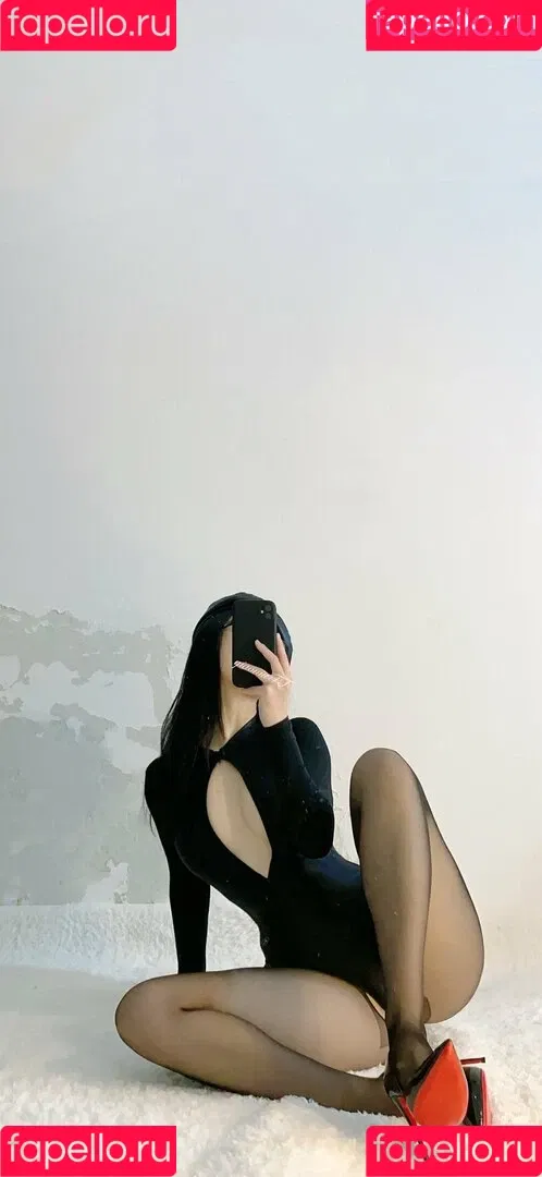 QiaoniuTT Onlyfans Photo Gallery 