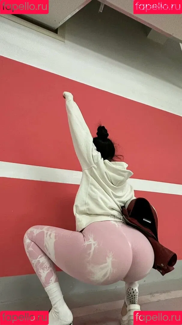 QiaoniuTT Onlyfans Photo Gallery 