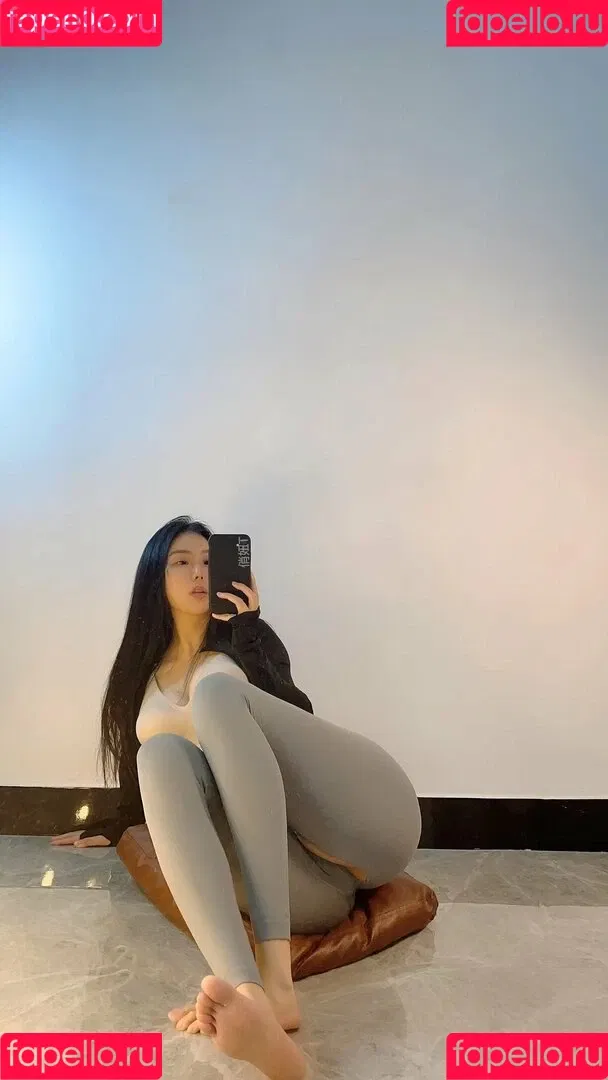 QiaoniuTT Onlyfans Photo Gallery 