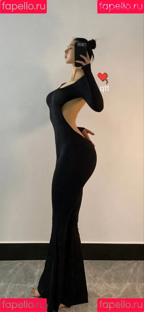 QiaoniuTT Onlyfans Photo Gallery 