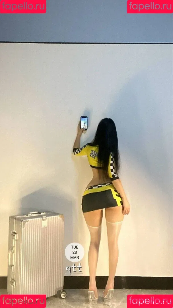 QiaoniuTT Onlyfans Photo Gallery 