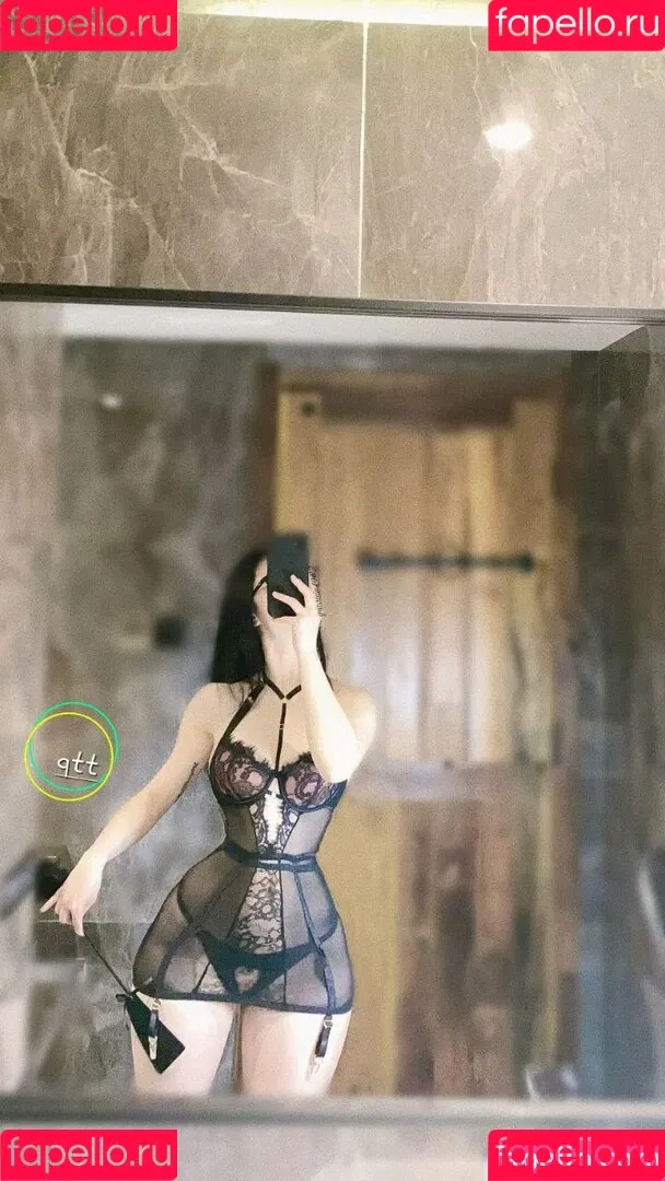 QiaoniuTT Onlyfans Photo Gallery 