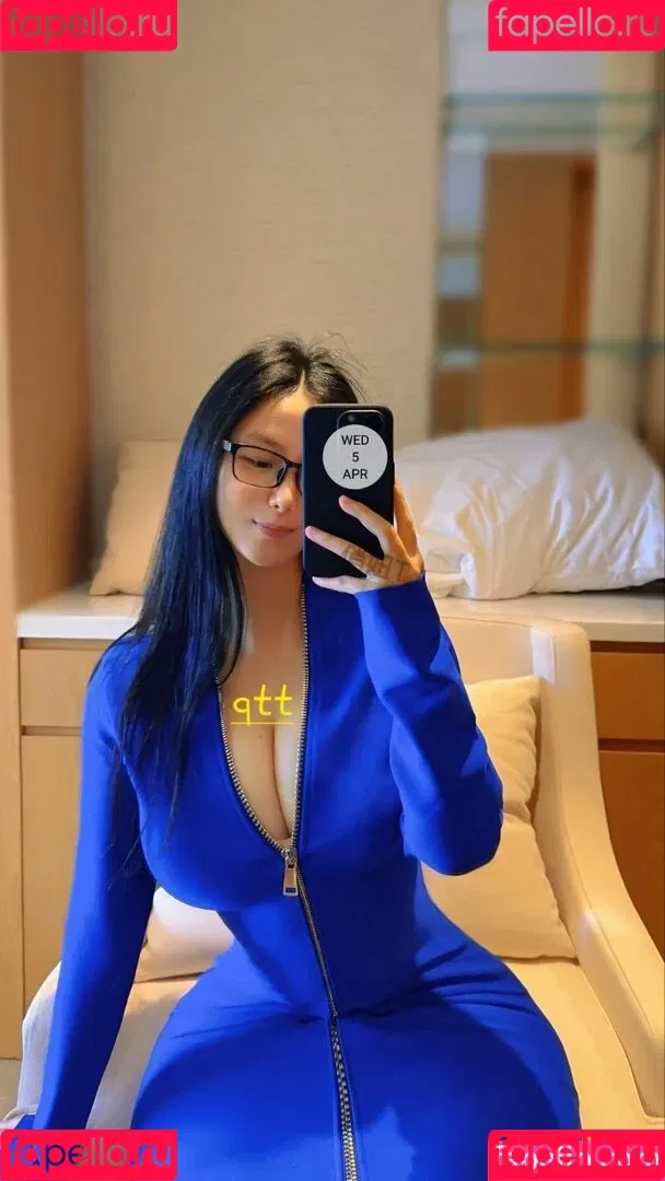QiaoniuTT Onlyfans Photo Gallery 