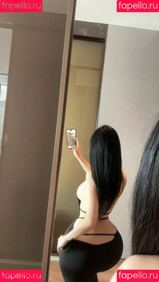 QiaoniuTT Onlyfans Photo Gallery 