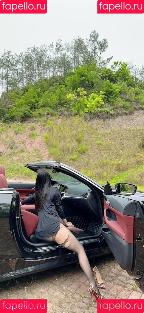 QiaoniuTT Onlyfans Photo Gallery 