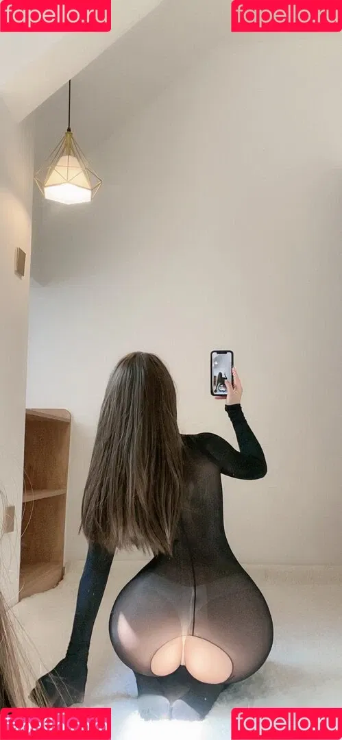 QiaoniuTT Onlyfans Photo Gallery 