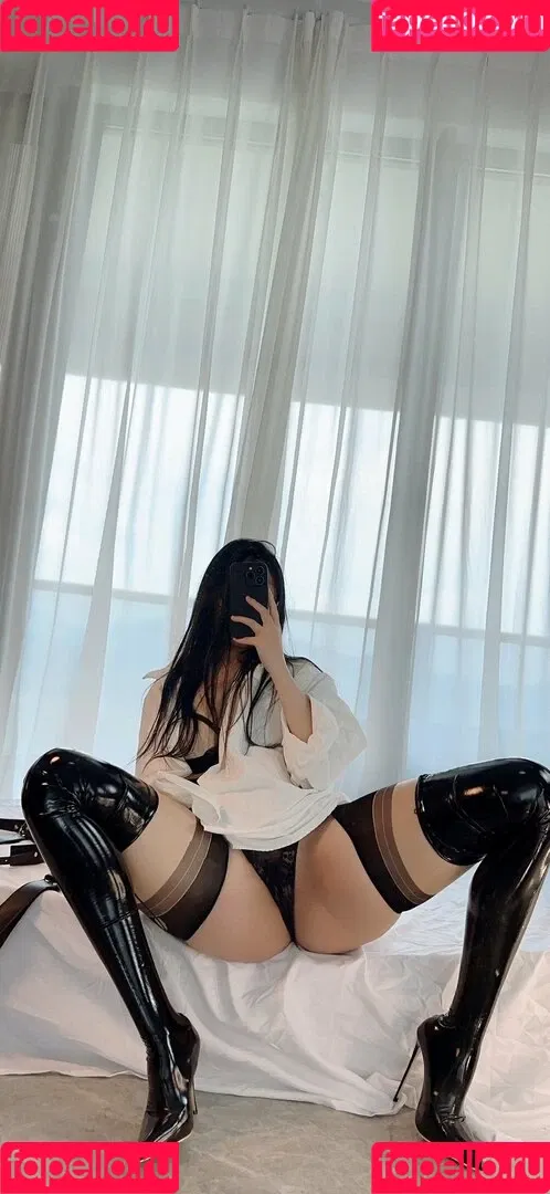 QiaoniuTT Onlyfans Photo Gallery 