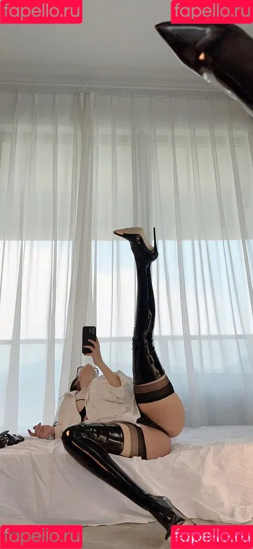 QiaoniuTT Onlyfans Photo Gallery 