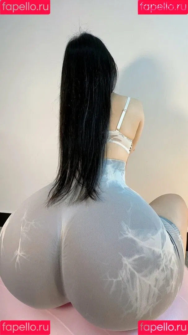 QiaoniuTT Onlyfans Photo Gallery 