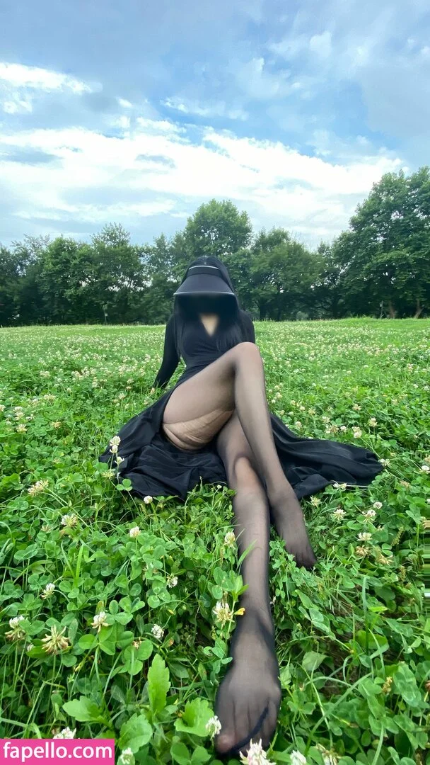 QiaoniuTT Onlyfans Photo Gallery 