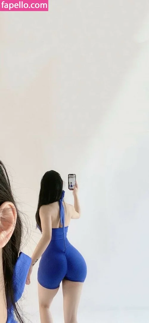 QiaoniuTT Onlyfans Photo Gallery 