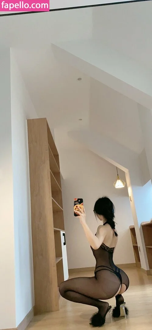 QiaoniuTT Onlyfans Photo Gallery 