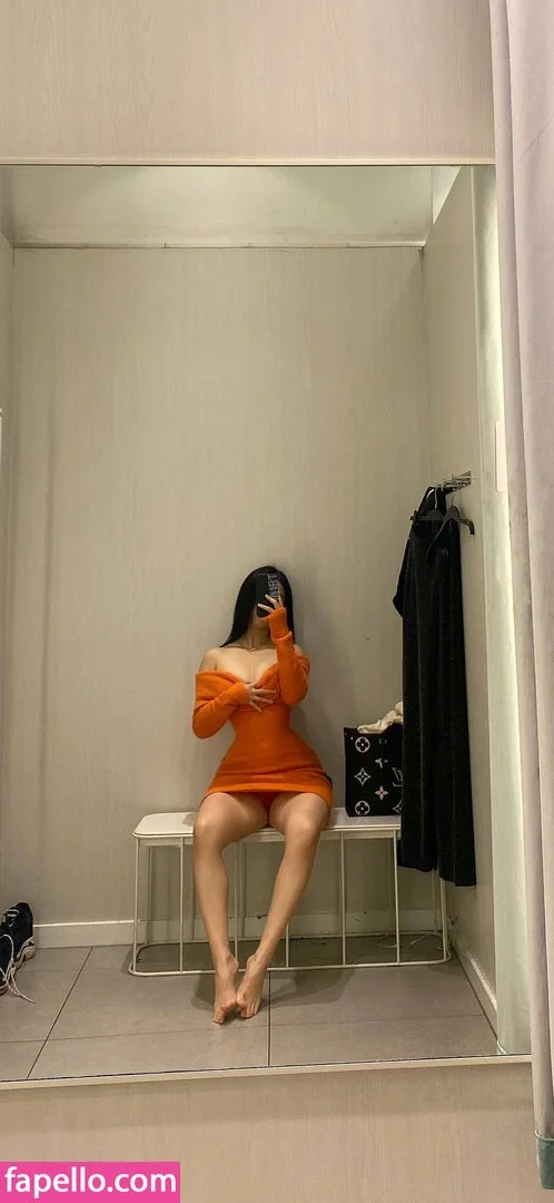 QiaoniuTT Onlyfans Photo Gallery 