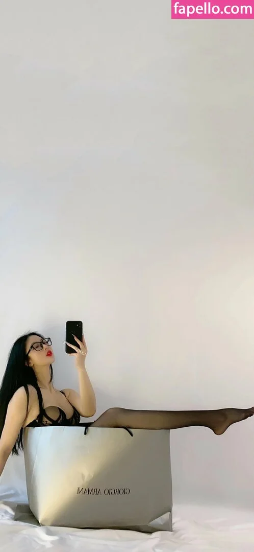 QiaoniuTT Onlyfans Photo Gallery 