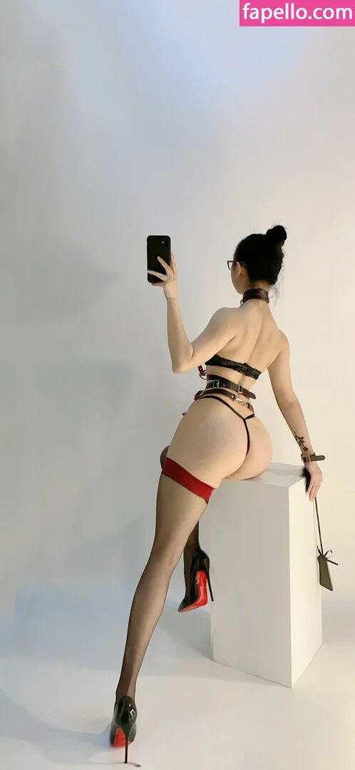 QiaoniuTT Onlyfans Photo Gallery 